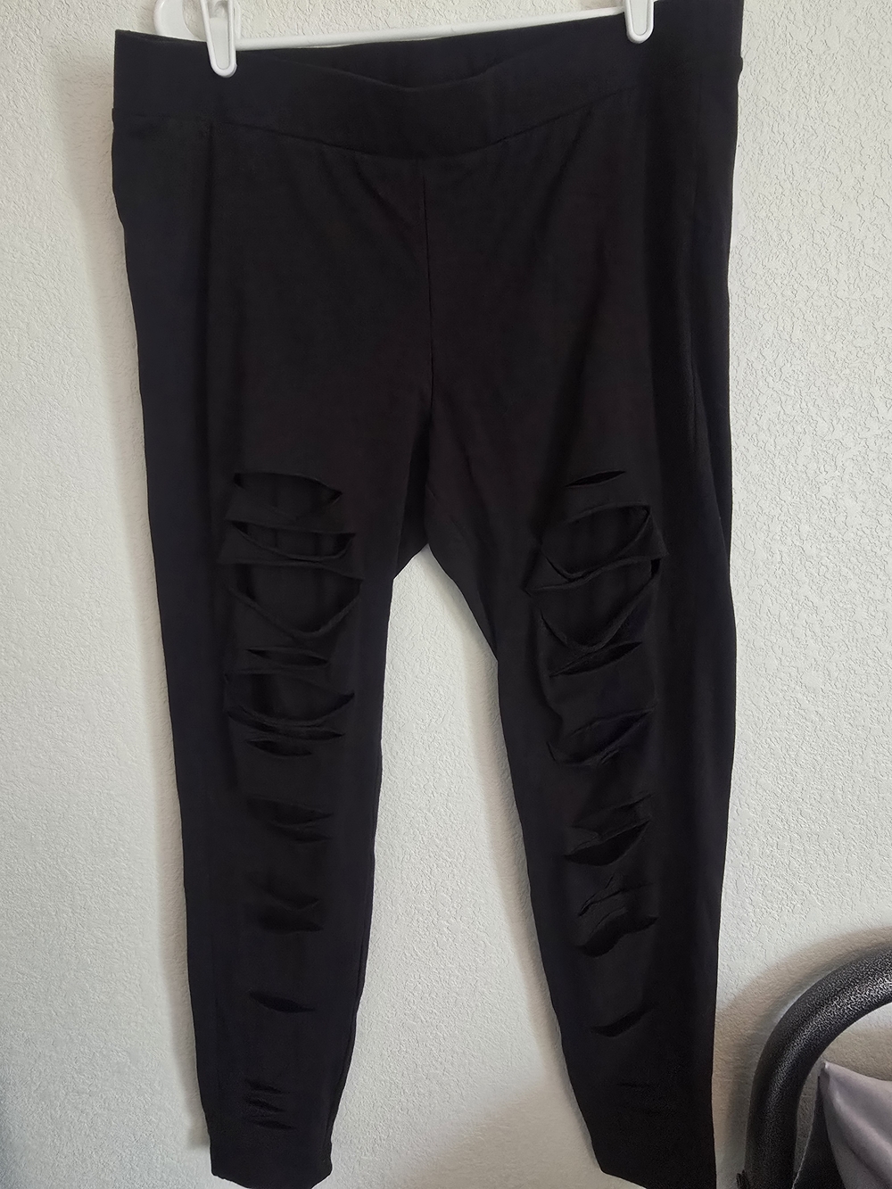 3x Black Womens Distressed Leggings - Stretchy Fashion Bottoms